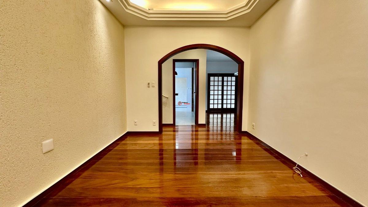 Casa, Itapoã, 3 Quartos, 4 Vagas, 1 Suíte