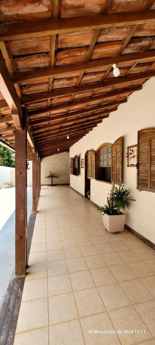 Casa, Santa Mônica, 5 Quartos, 1 Vaga, 1 Suíte