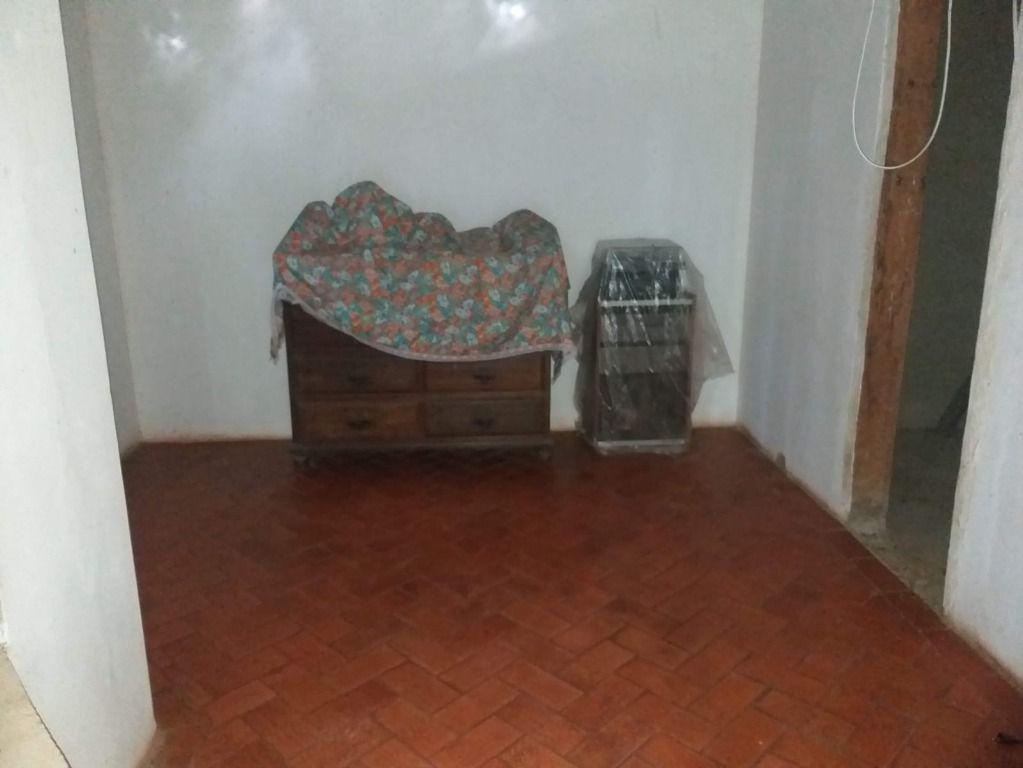 Fazenda, Ravena, 3 Quartos, 10 Vagas, 1 Suíte