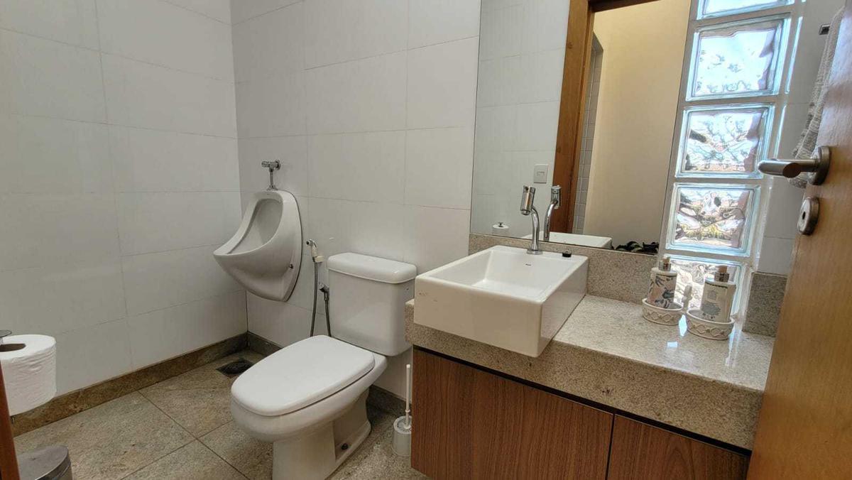 Apartamento, Santa Lúcia, 4 Quartos, 5 Vagas, 3 Suítes