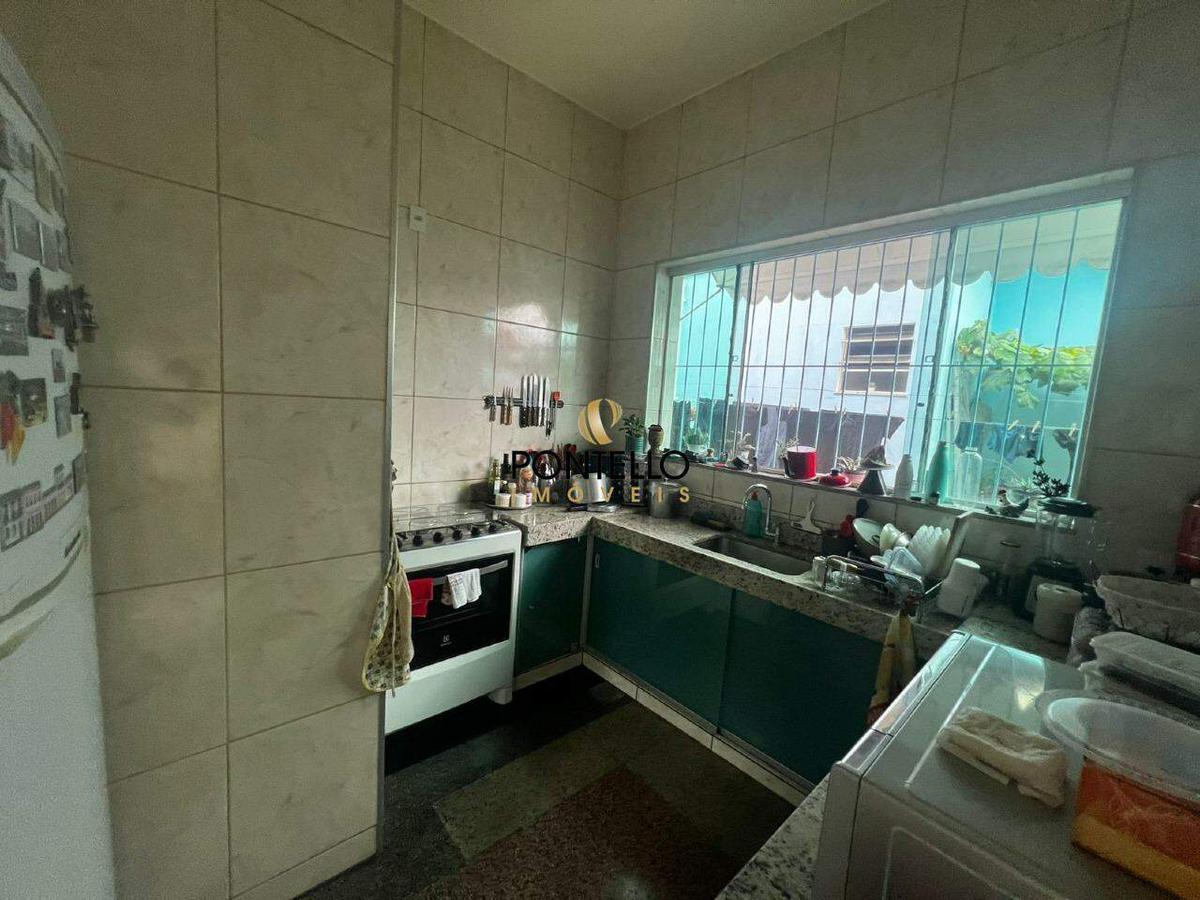 Casa, Canaã, 4 Quartos, 2 Vagas, 2 Suítes