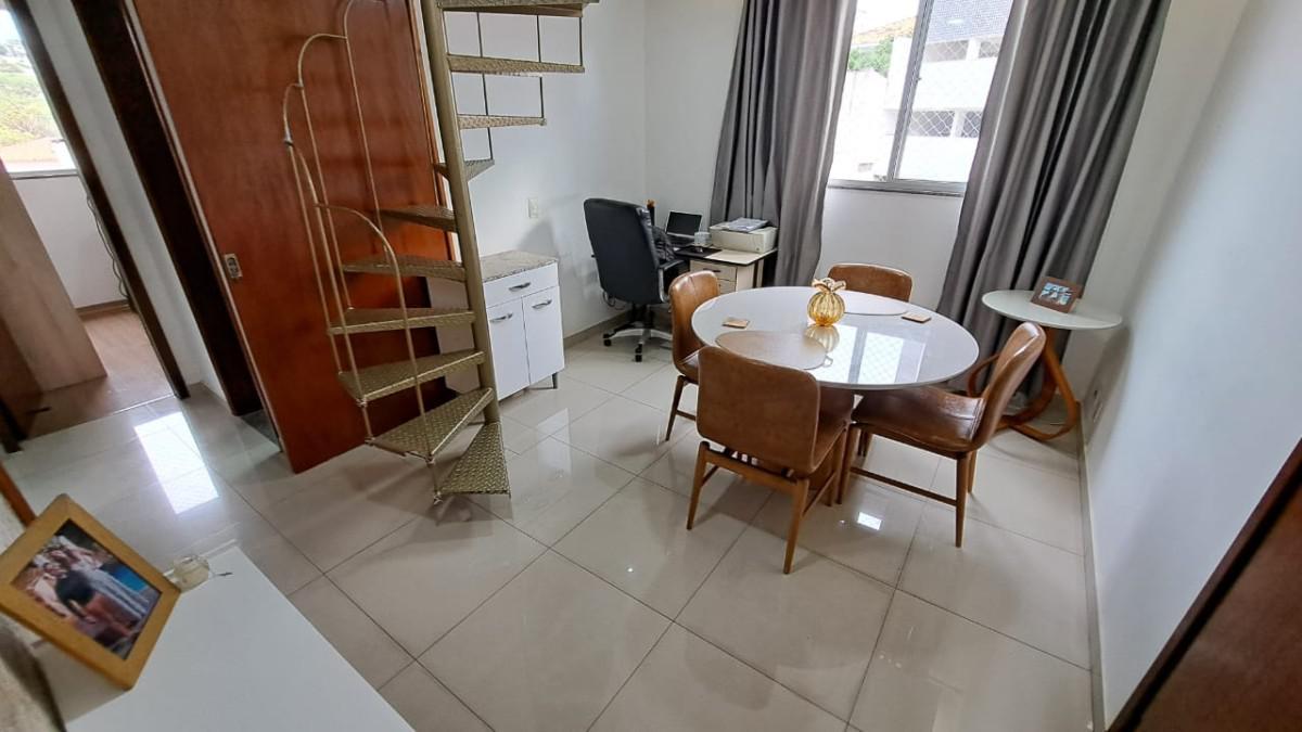 Cobertura, Fernão Dias, 3 Quartos, 2 Vagas, 1 Suíte