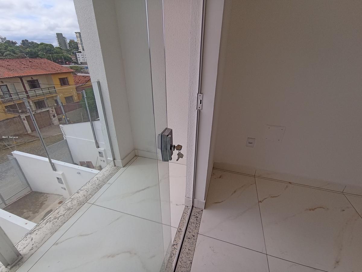 Casa, Santa Branca, 2 Quartos, 2 Vagas, 2 Suítes