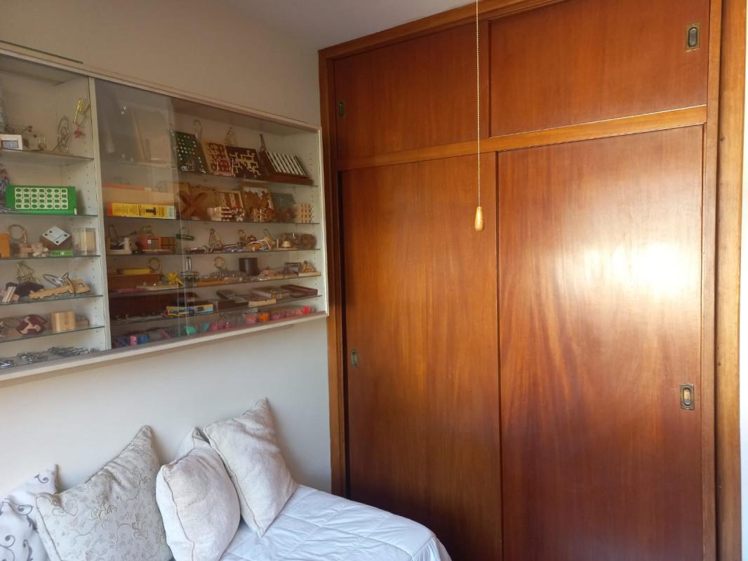 Casa, Itapoã, 4 Quartos, 2 Vagas, 1 Suíte