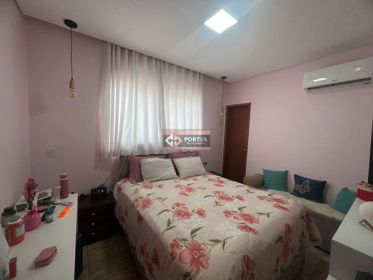 Casa, Boa Vista, 3 Quartos, 2 Vagas, 1 Suíte
