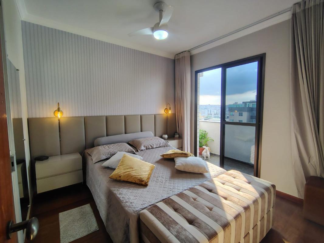Apartamento, Barreiro, 4 Quartos, 2 Vagas, 1 Suíte
