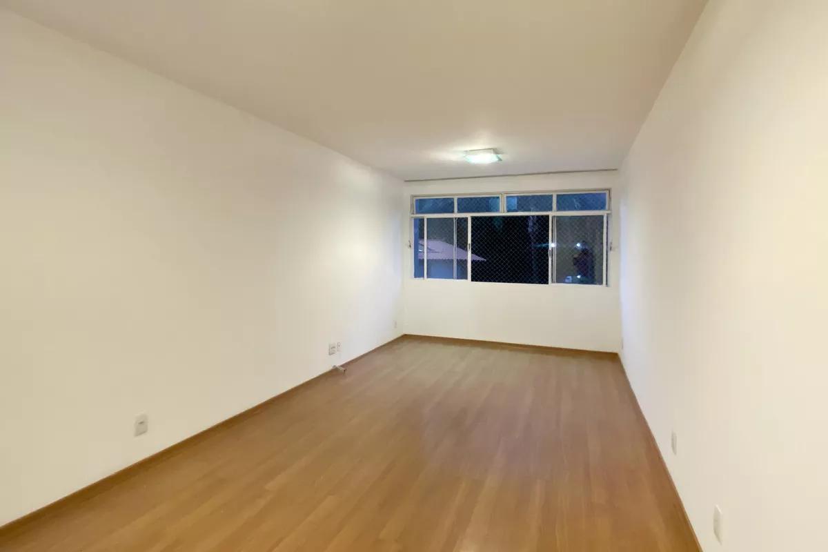 Apartamento, Coração de Jesus, 3 Quartos, 1 Vaga, 1 Suíte