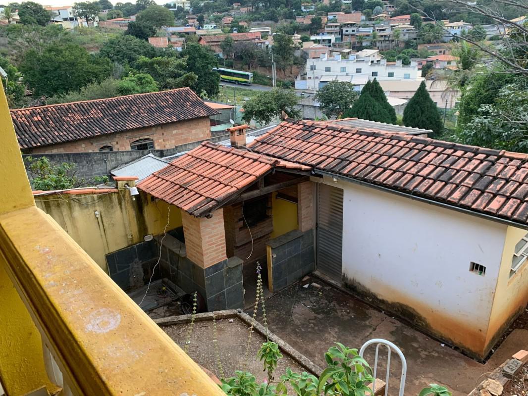 Casa, Cachoeira, 4 Quartos, 6 Vagas, 1 Suíte