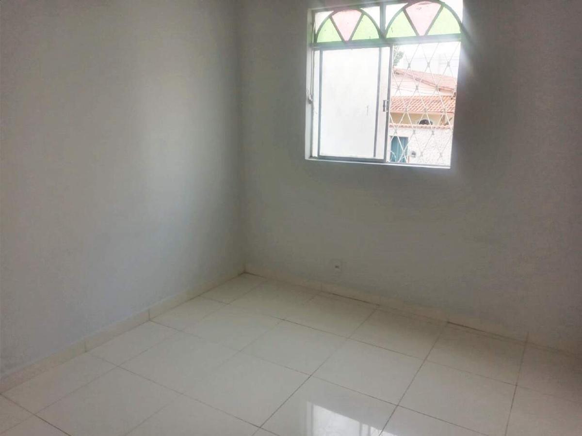 Apartamento, Sagrada Família, 2 Quartos, 0 Vaga