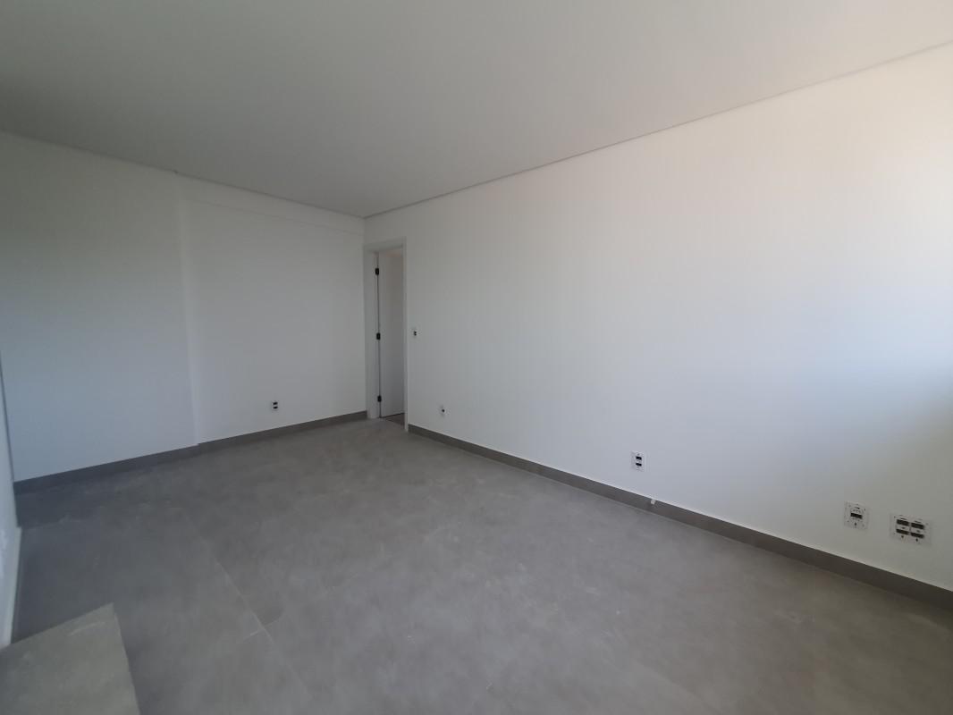 Cobertura, Prado, 3 Quartos, 2 Vagas, 1 Suíte
