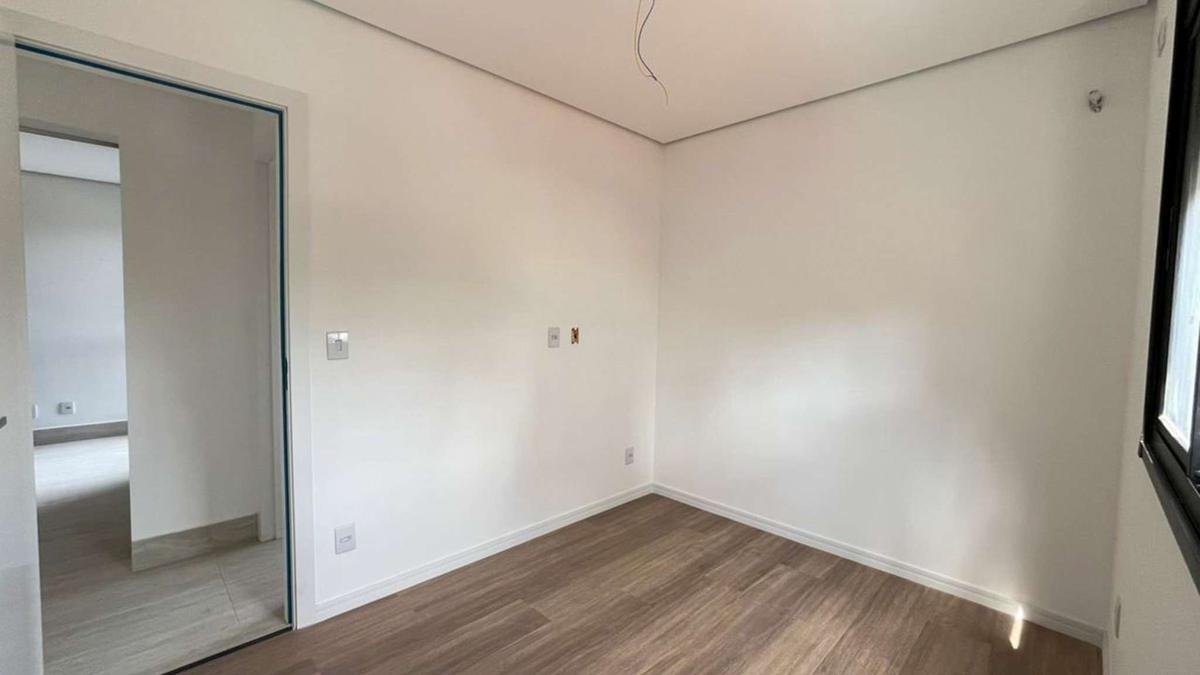 Apartamento, Itapoã, 3 Quartos, 2 Vagas, 1 Suíte