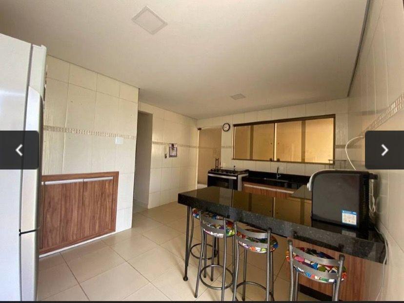 Casa, Arvoredo, 4 Quartos, 3 Vagas, 1 Suíte