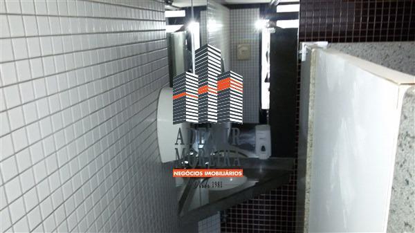 Andar, Funcionários