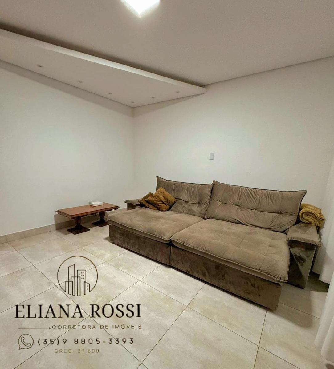 Casa, Centro, 3 Quartos, 2 Vagas, 1 Suíte