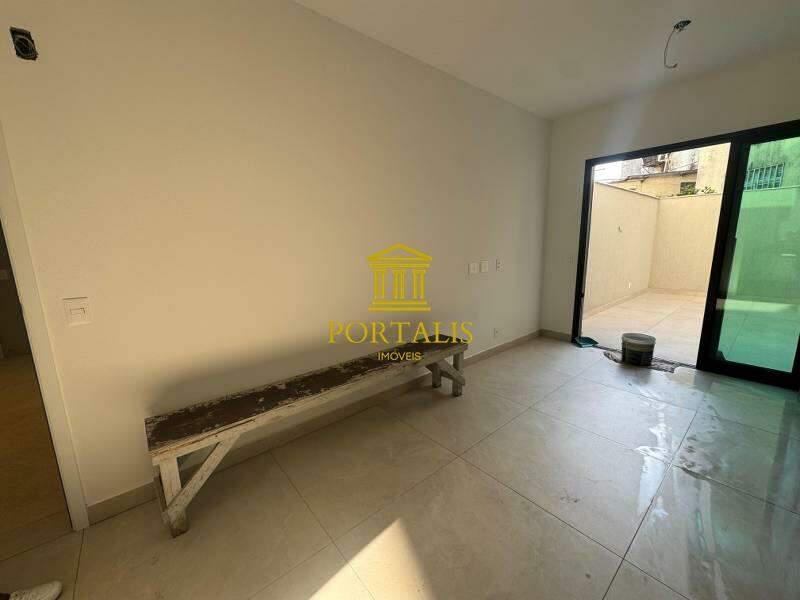 Apartamento, Serra, 2 Quartos, 2 Vagas, 1 Suíte