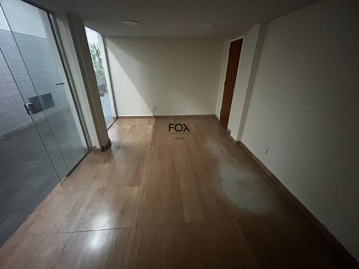 Andar, Savassi, 0 Quarto, 0 Vaga