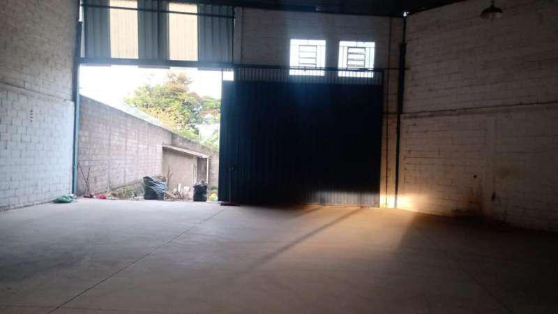 Galpão, Granja Vista Alegre, 0 Quarto, 0 Vaga