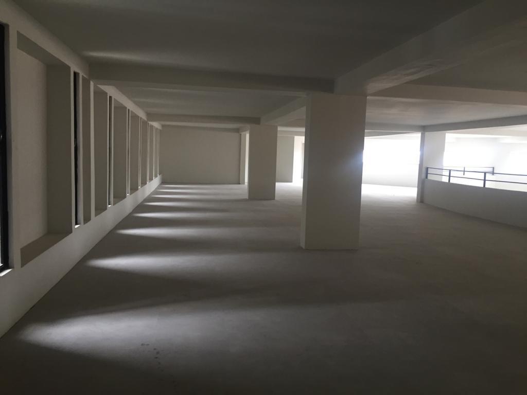 Prédio, Floresta, 0 Quarto, 25 Vagas