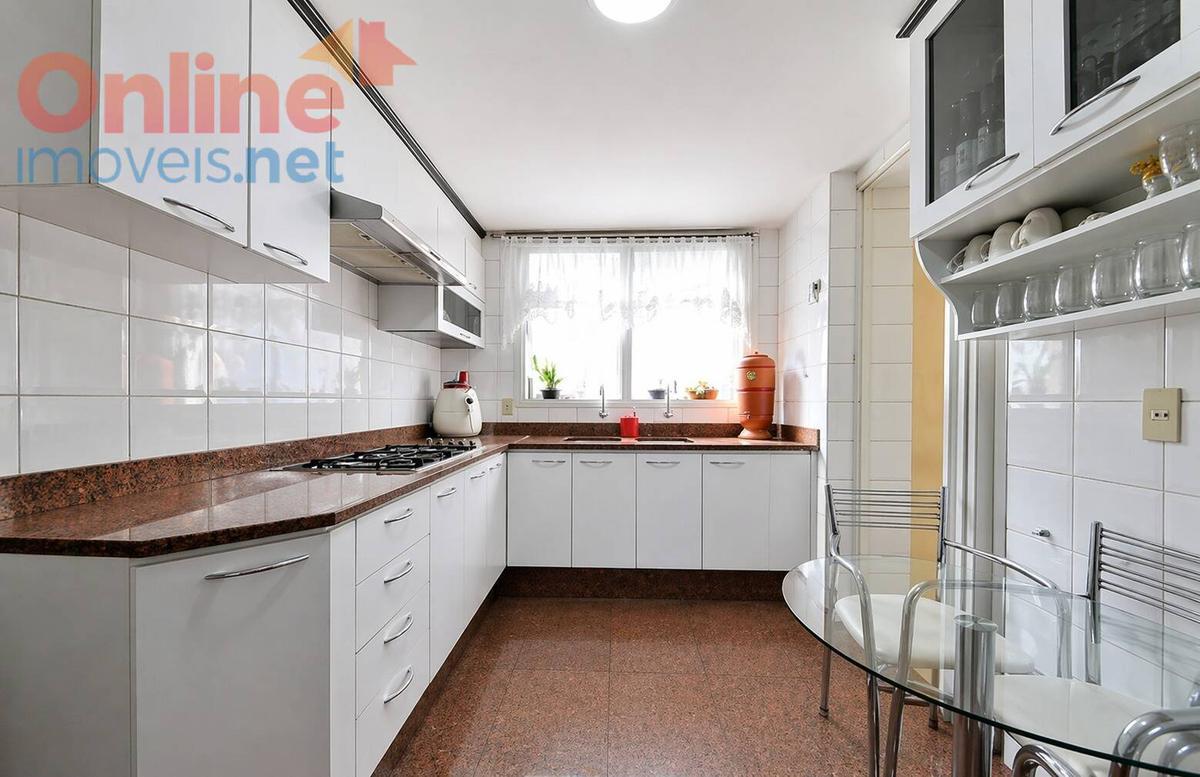 Apartamento, Funcionários, 4 Quartos, 0 Vaga, 1 Suíte