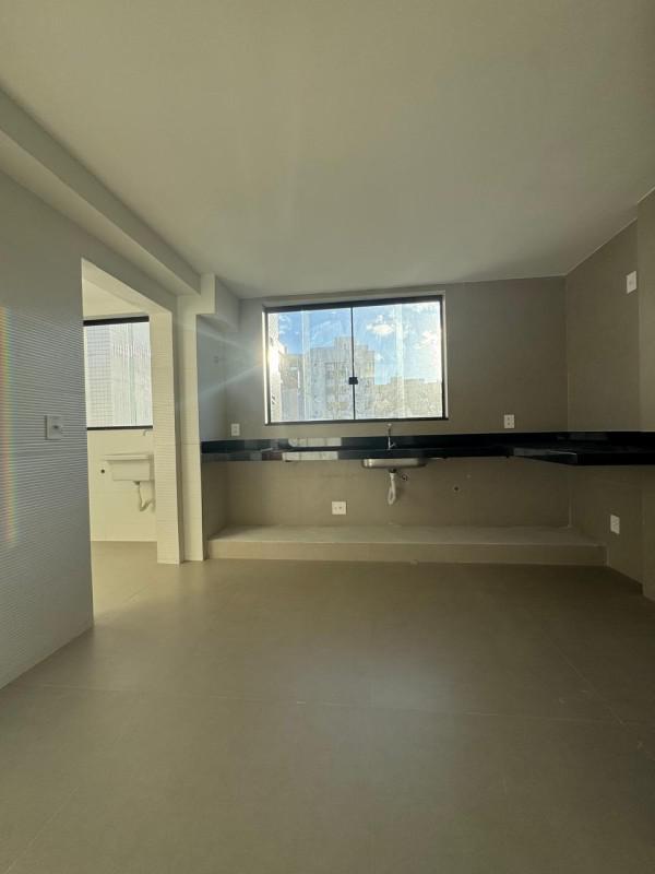 Apartamento, Sagrada Família, 3 Quartos, 2 Vagas, 1 Suíte