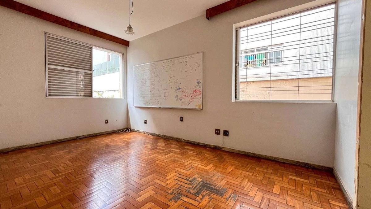 Apartamento, Santo Agostinho, 4 Quartos, 2 Vagas, 1 Suíte