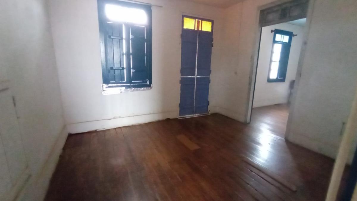 Casa, Centro, 6 Quartos, 2 Vagas