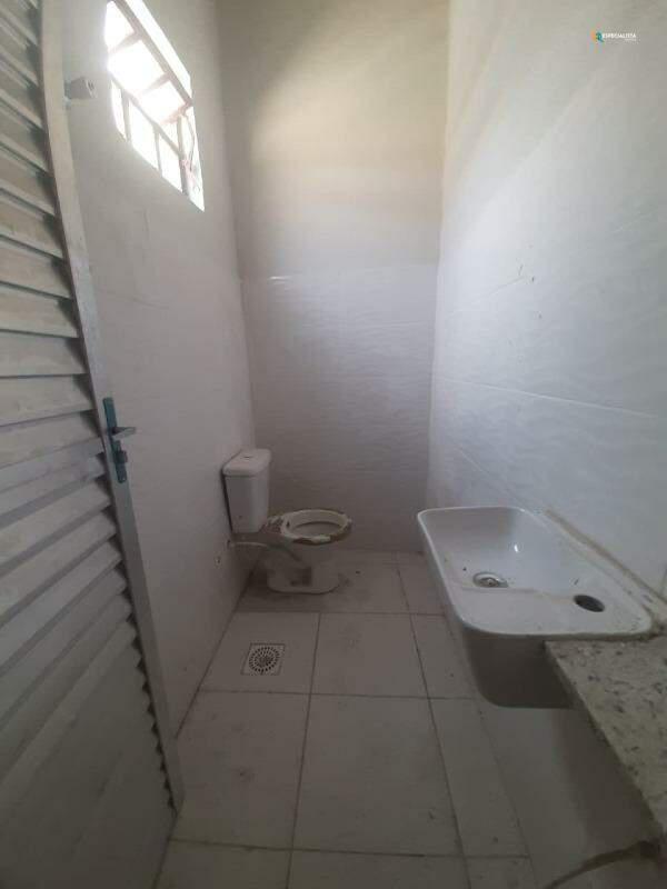 Galpão, Quarenta e Dois, 0 Quarto, 4 Vagas