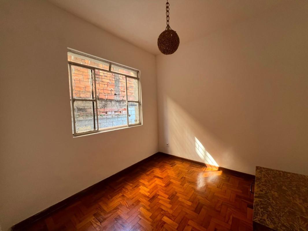 Apartamento, Sagrada Família, 2 Quartos, 1 Vaga