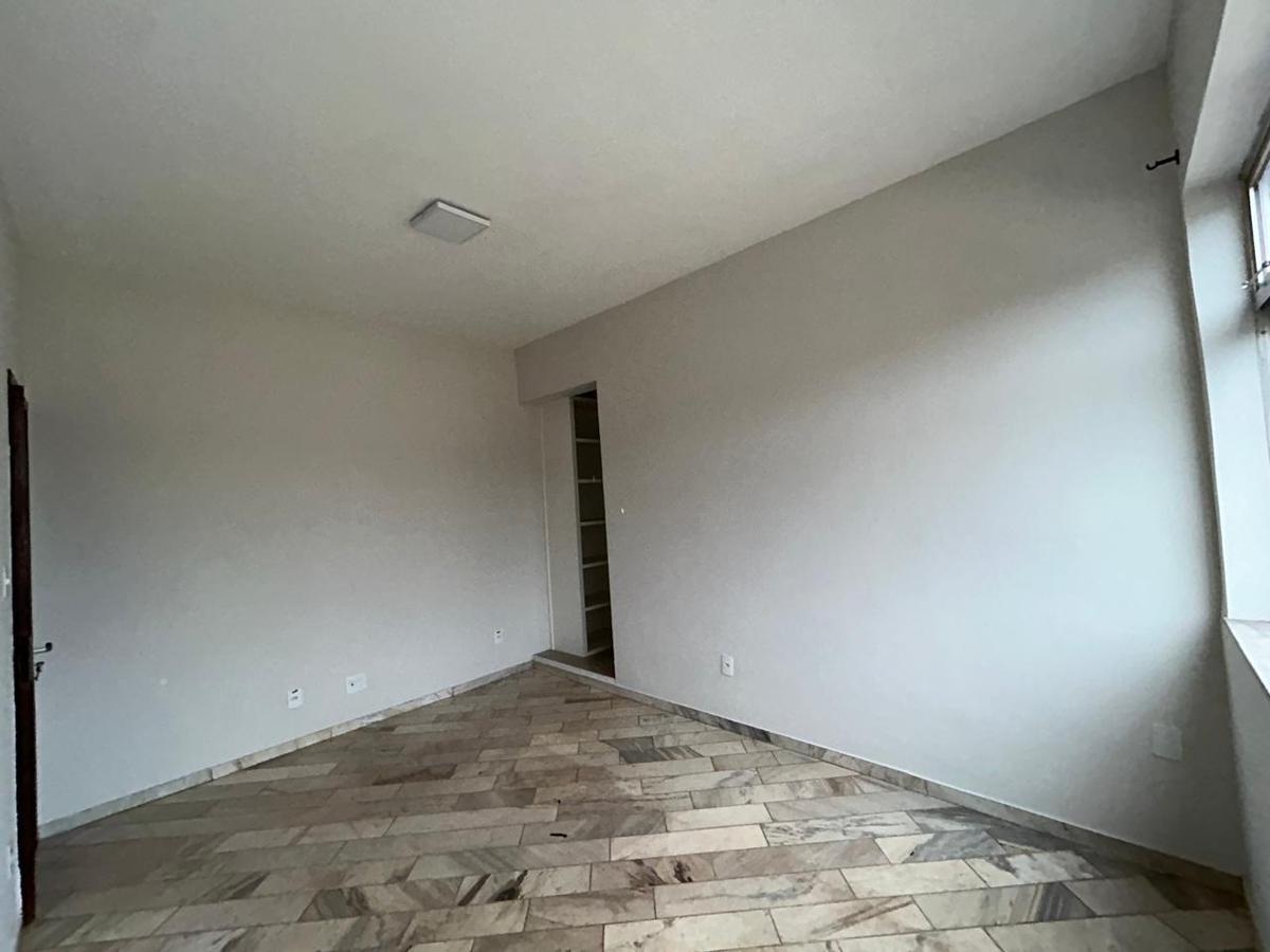 Apartamento, Centro, 2 Quartos, 0 Vaga