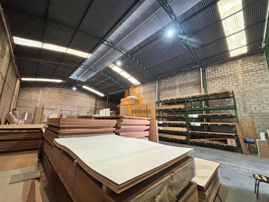 Galpão, Liberdade, 0 Quarto, 0 Vaga