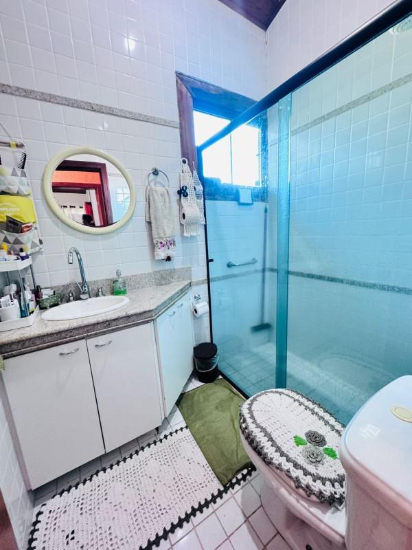 Casa, Serra dos Bandeirantes, 4 Quartos, 2 Vagas, 1 Suíte