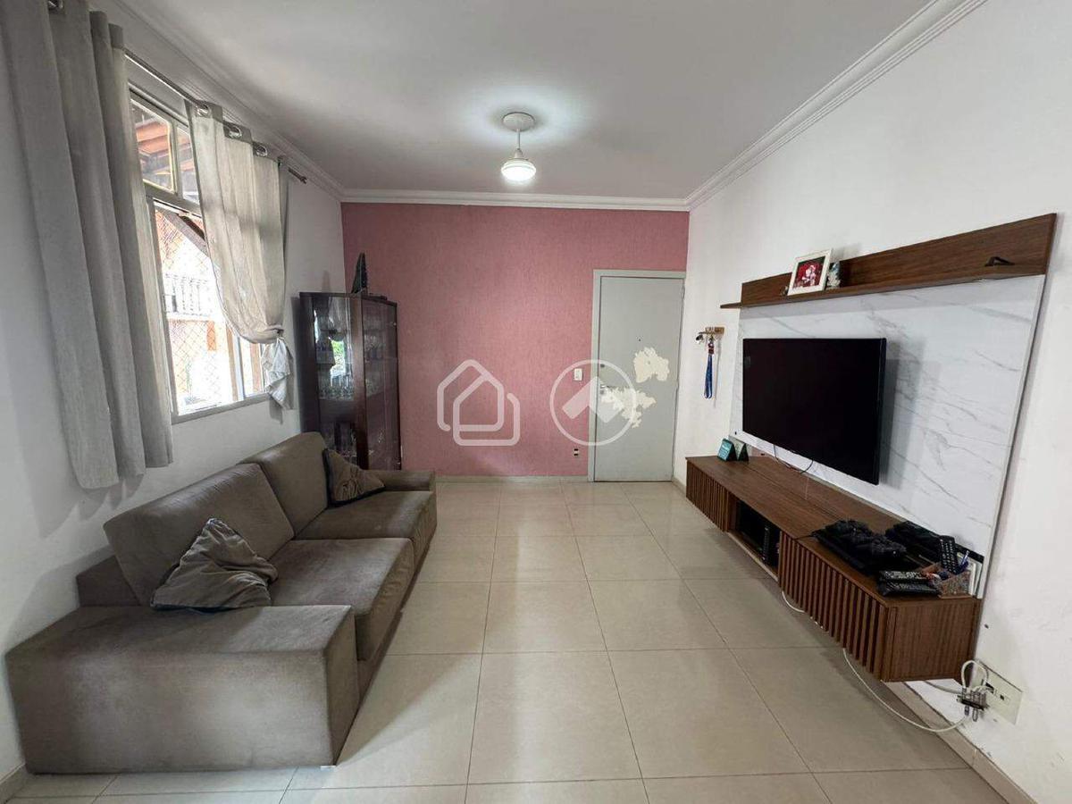 Apartamento, Estoril, 4 Quartos, 2 Vagas, 1 Suíte