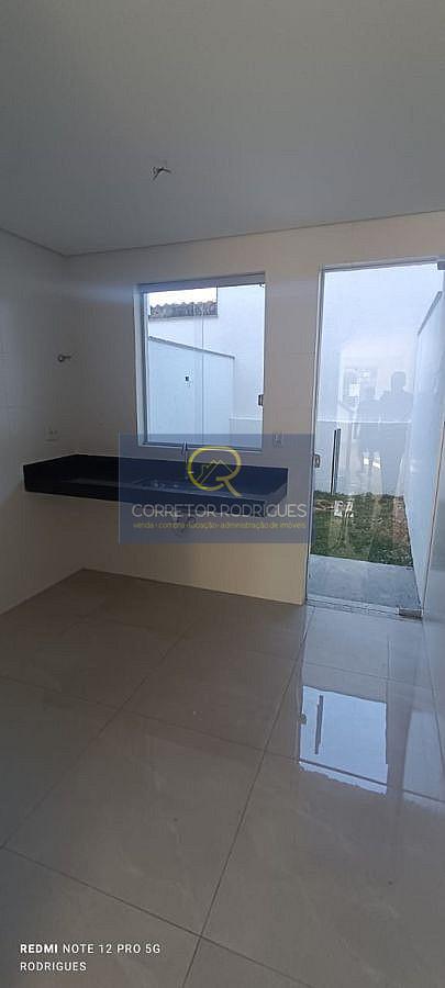 Casa, Floramar, 2 Quartos, 2 Vagas, 2 Suítes