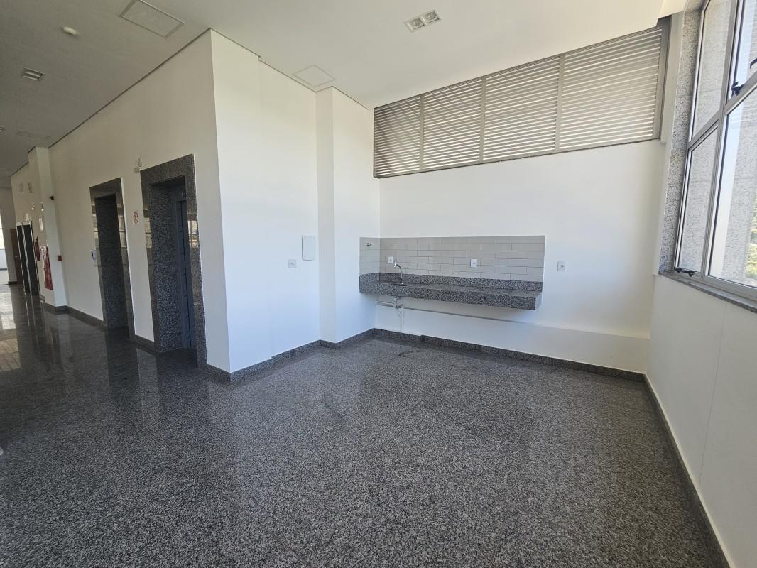 Andar, Estoril, 1 Quarto, 5 Vagas