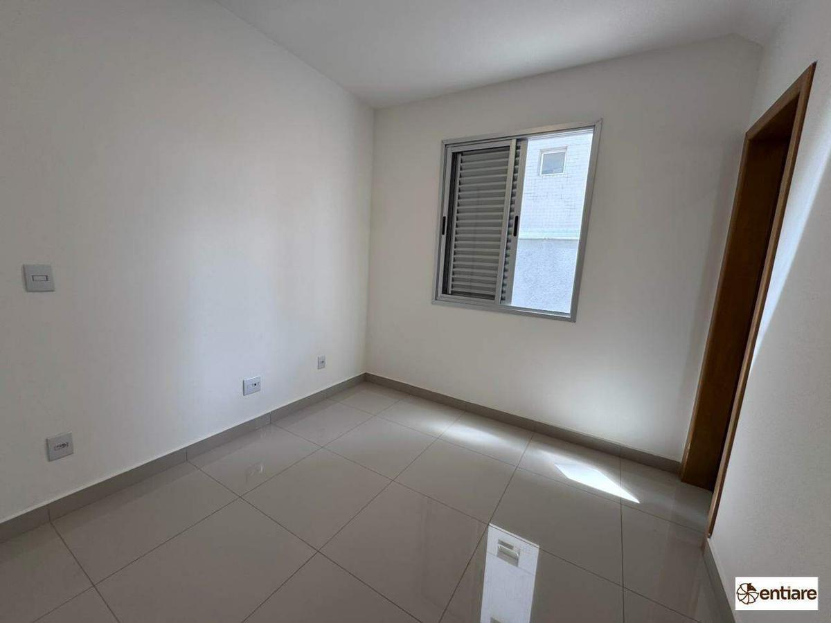 Apartamento, Vila Paris, 2 Quartos, 2 Vagas, 1 Suíte