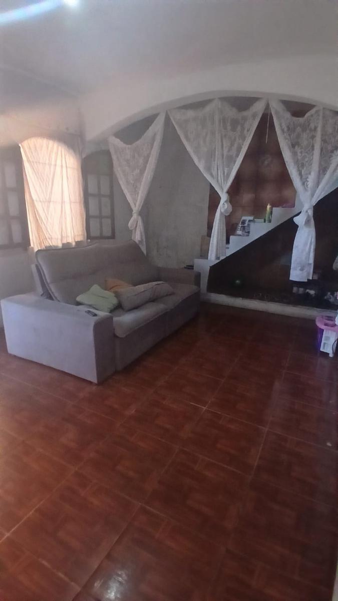 Casa, Parque Turistas, 2 Quartos, 3 Vagas