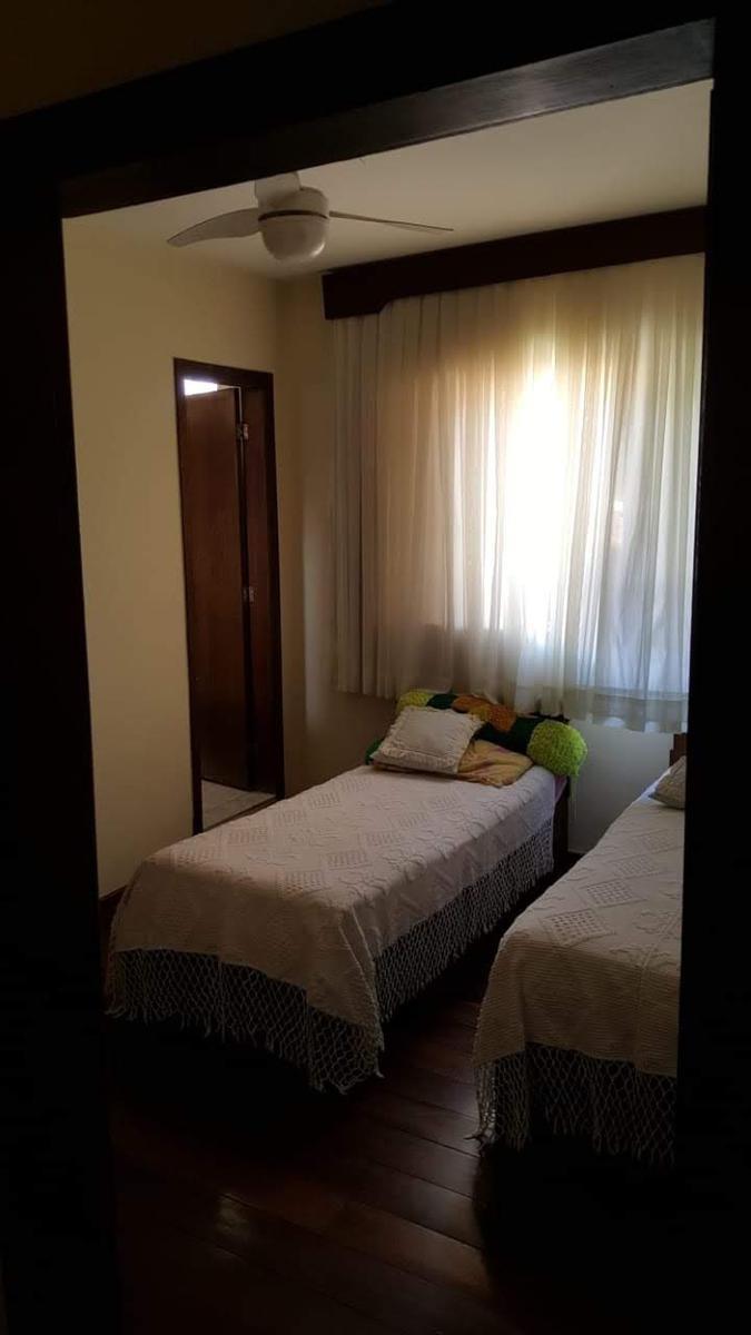 Casa, Castelo, 4 Quartos, 3 Vagas, 2 Suítes
