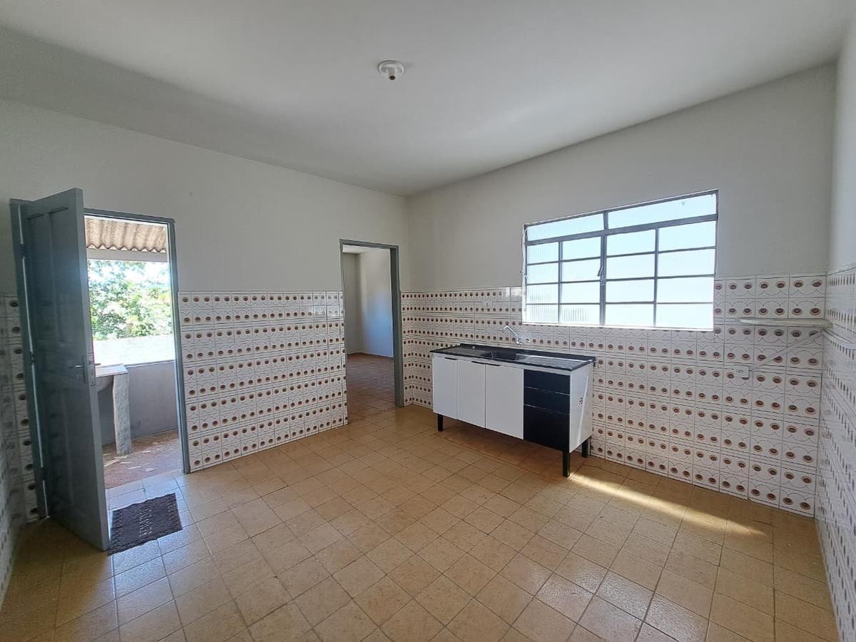 Casa, Centro, 3 Quartos, 0 Vaga