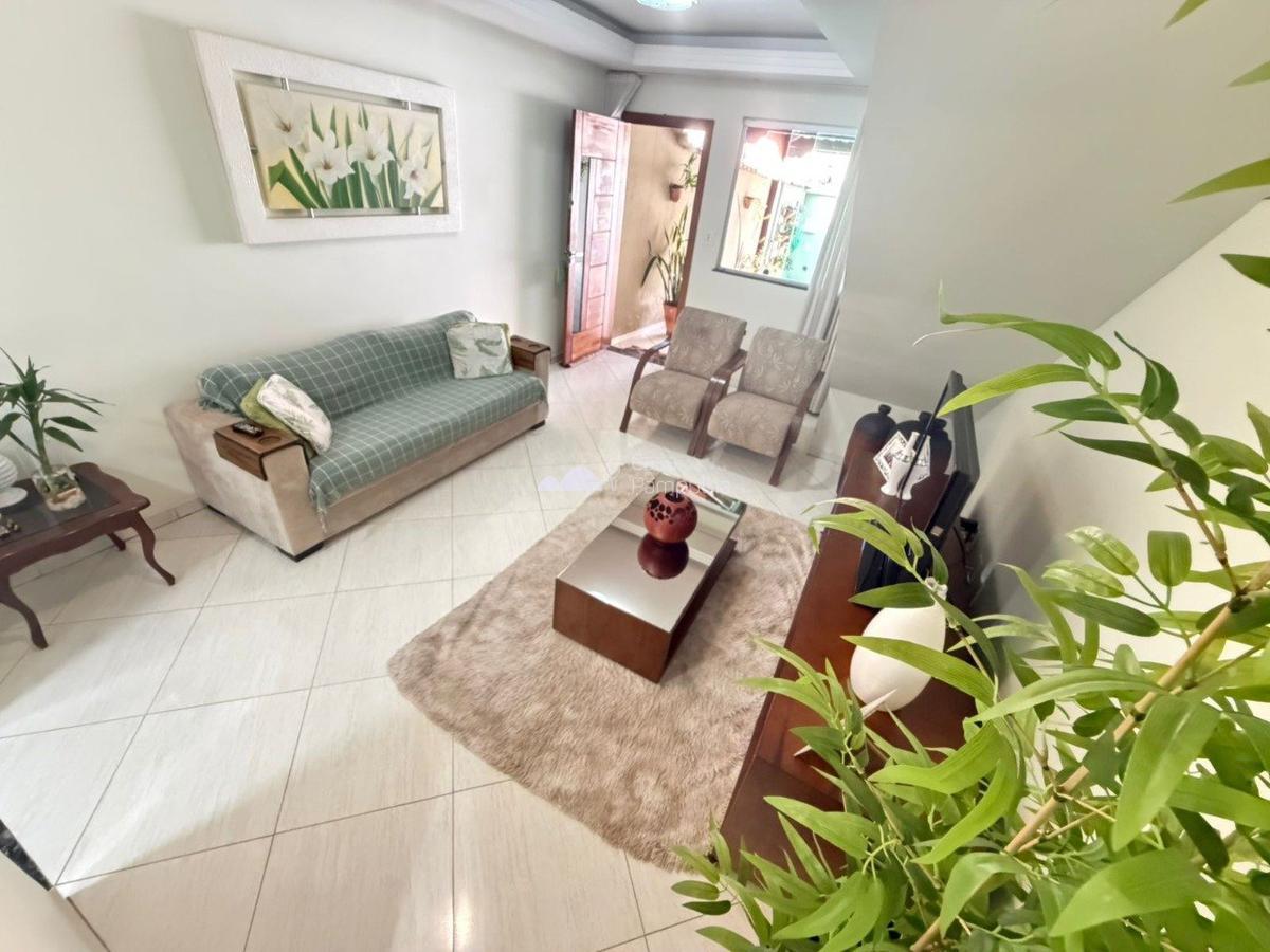 Casa, Jardim Leblon, 2 Quartos, 2 Vagas