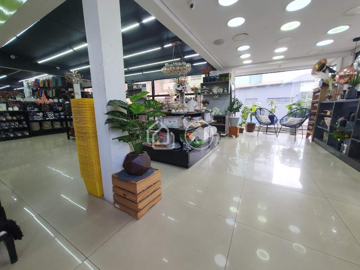 Loja, Buritis, 15 Vagas