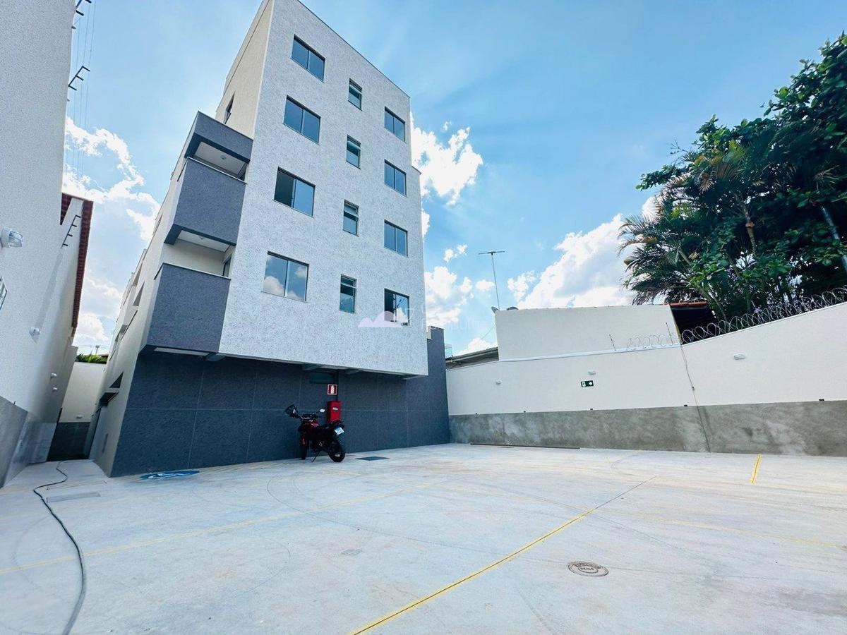 Apartamento, Planalto, 2 Quartos, 1 Vaga, 1 Suíte