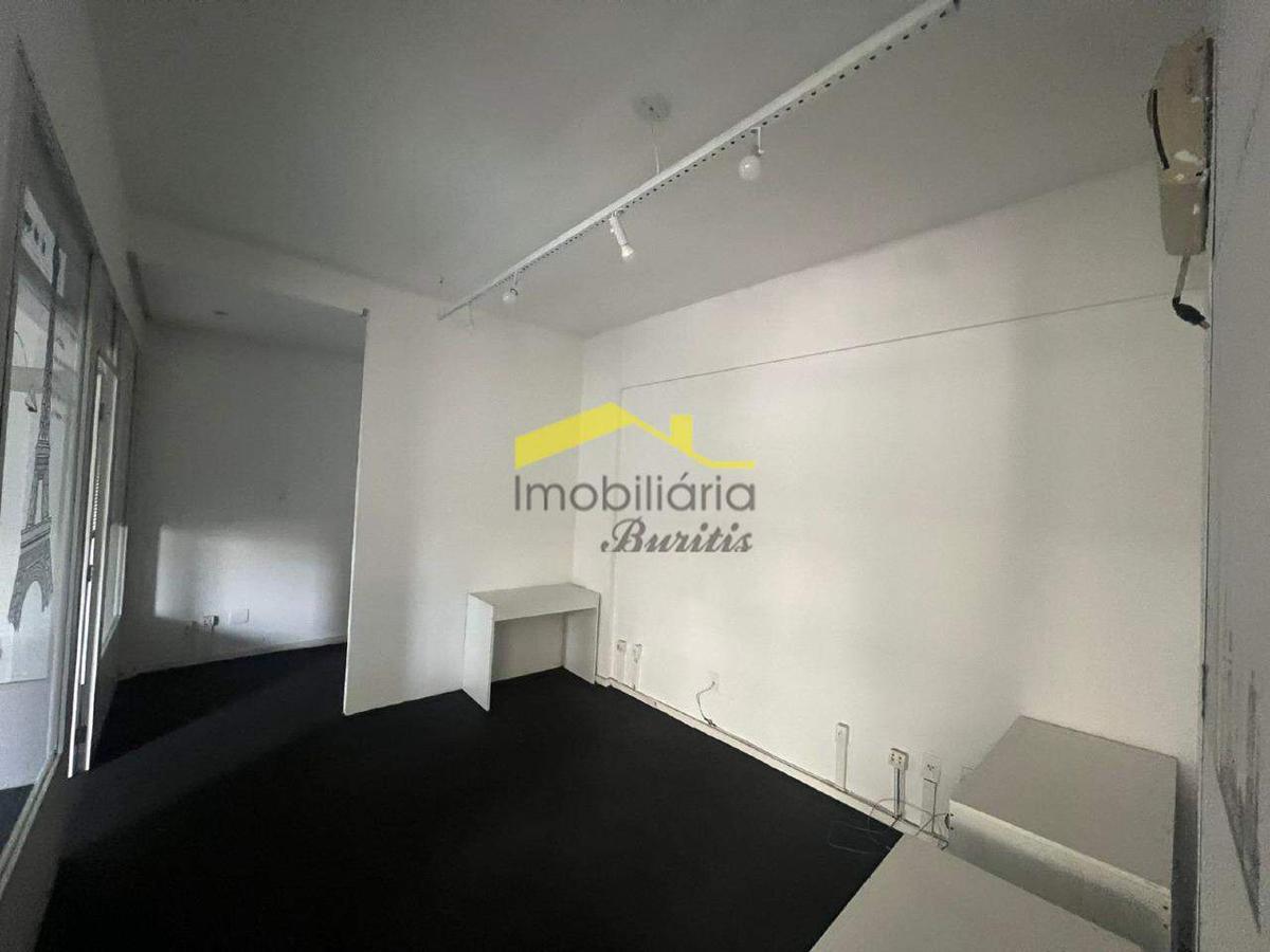 Sala, Santa Lúcia, 1 Vaga