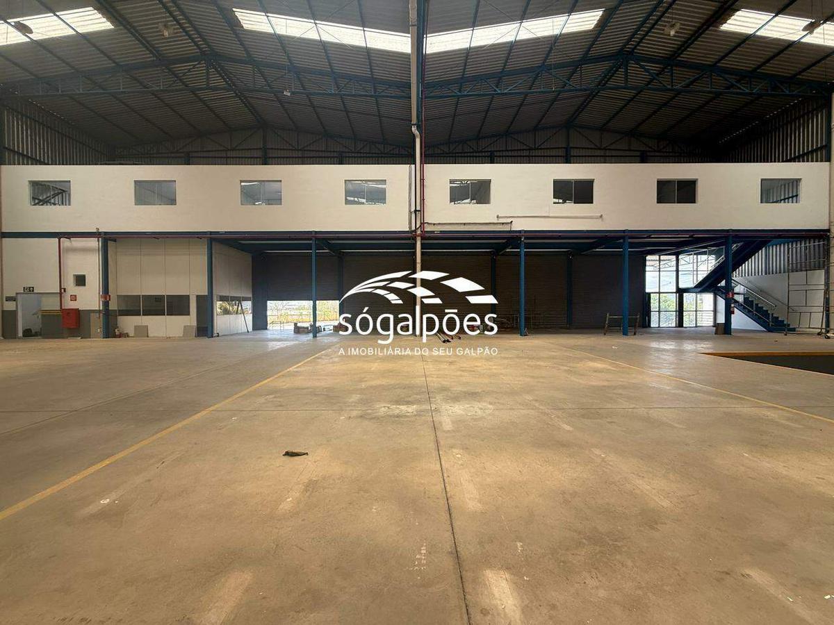 Galpão, Distrito Industrial Bandeirinhas, 9 Vagas
