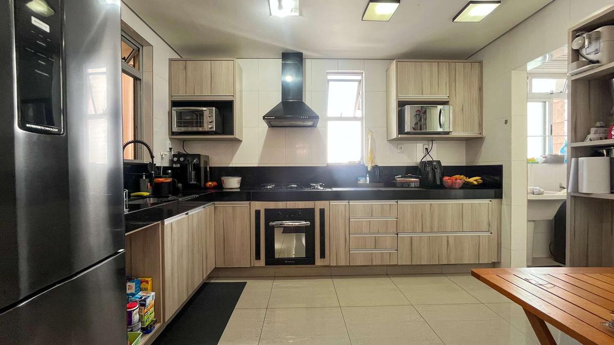 Cobertura, Buritis, 4 Quartos, 4 Vagas, 2 Suítes