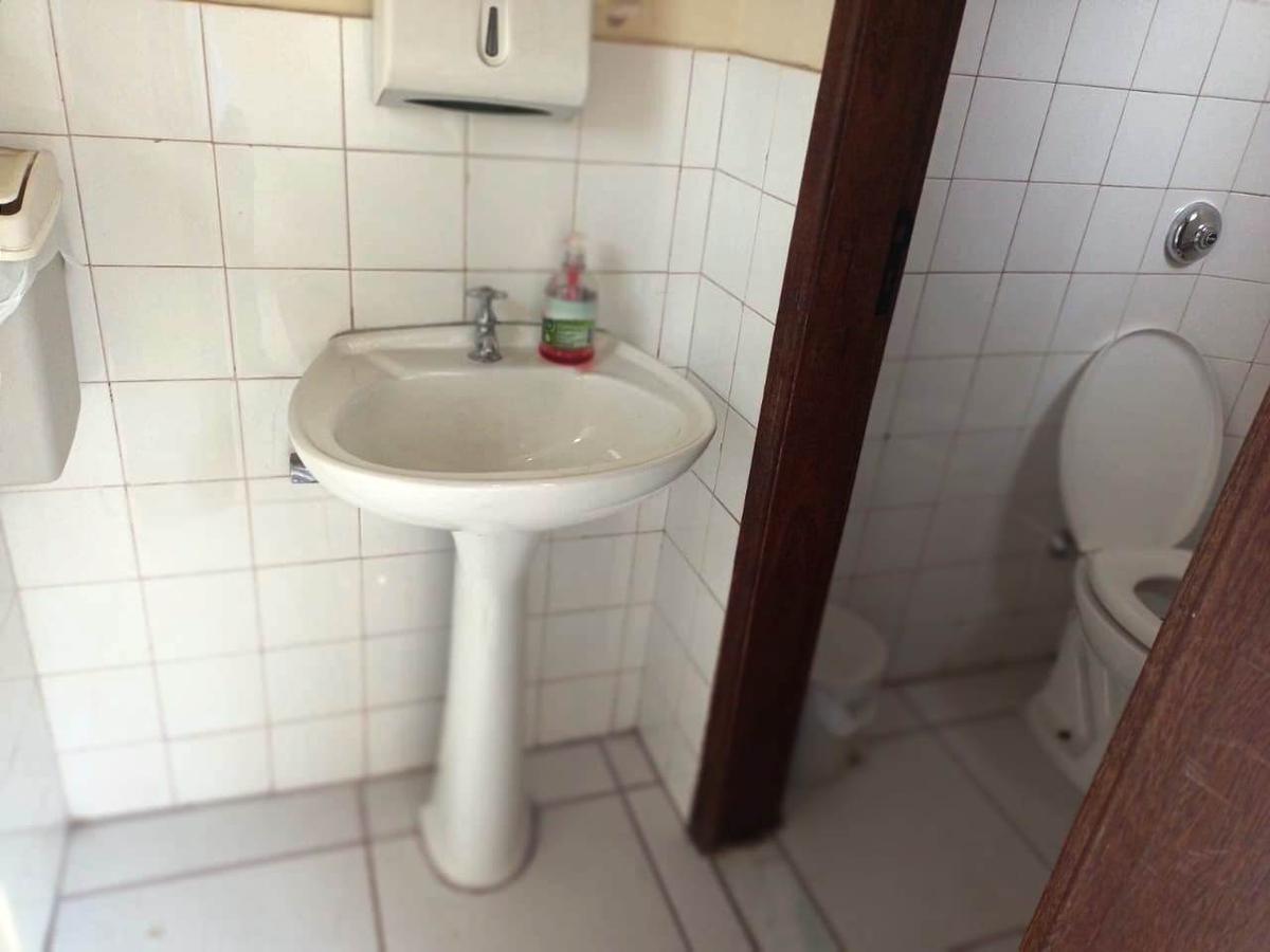 Sala, Barro Preto, 0 Quarto, 0 Vaga