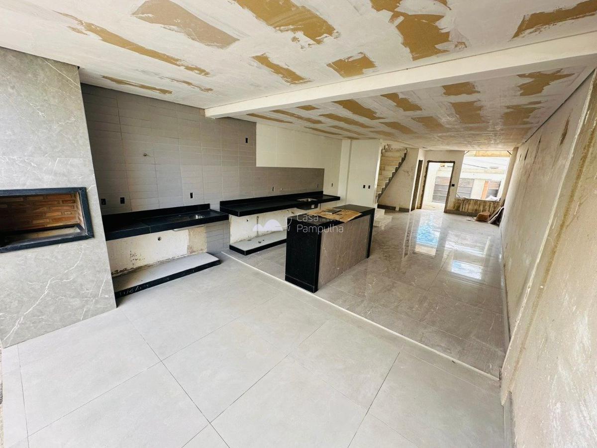 Casa, Santa Amélia, 3 Quartos, 2 Vagas, 1 Suíte