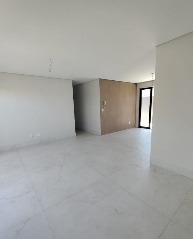 Apartamento, Jaraguá, 4 Quartos, 3 Vagas, 3 Suítes