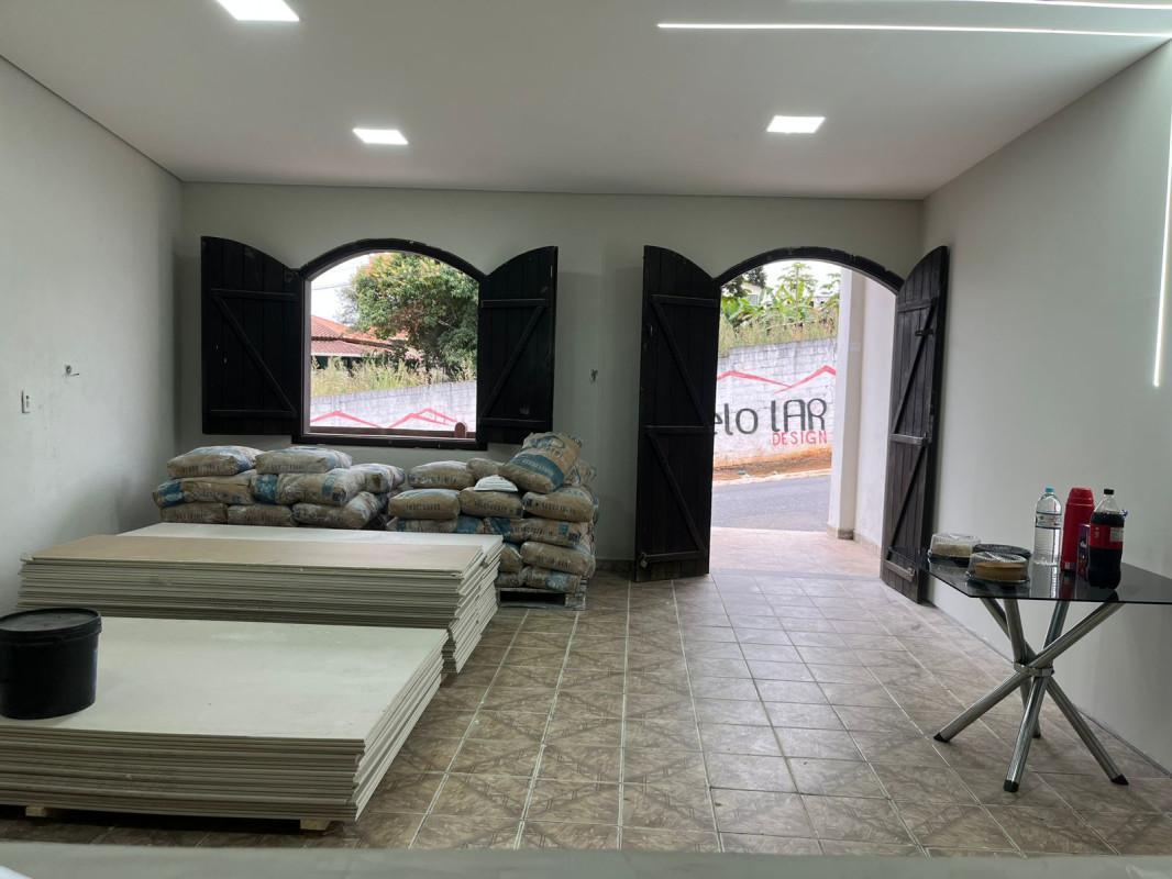 Casa, Centro, 2 Quartos, 0 Vaga