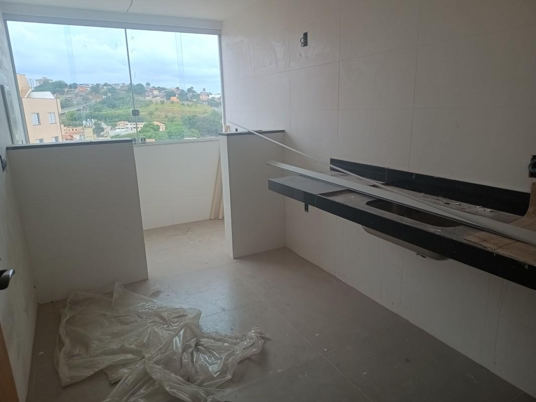 Cobertura, Fernão Dias, 3 Quartos, 2 Vagas, 1 Suíte