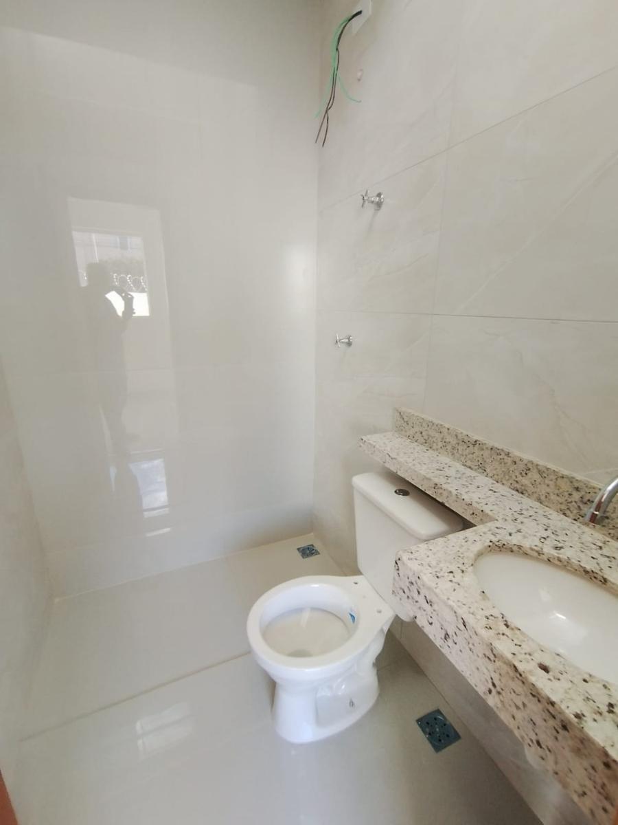 Casa, Rio Branco, 2 Quartos, 1 Vaga, 2 Suítes